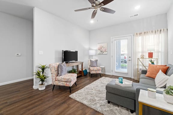 Spacious Living Room at Highview Pointe, Kentucky