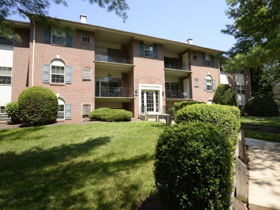 Close to Nature Community at Woodridge Apartments, 3901 Noyes Circle, Maryland