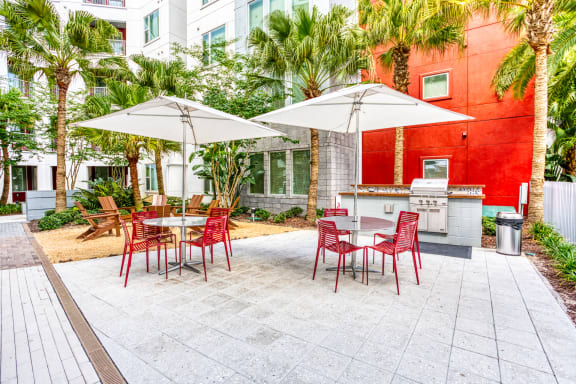 Community Grilling Station at The Parker at Maitland Station, Florida