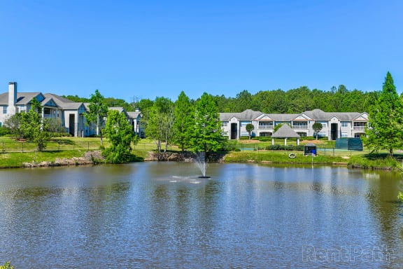 greystone-columbus-park-fishing-lake