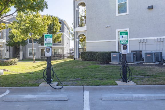 Charging Center at Orion Prosper, Texas, 75078