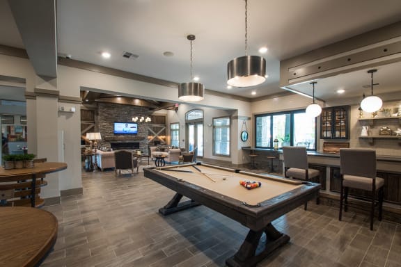 vintage-at-emory-road-clubhouse