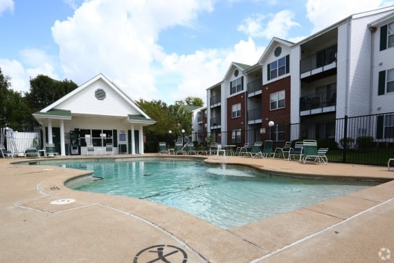 outdoor swimming pool