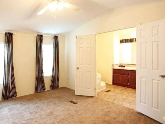 Home at Maple Grove, Lincoln