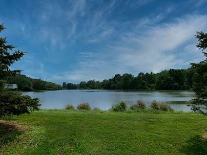 Lake at Maple Grove, Lincoln, NE, 68521