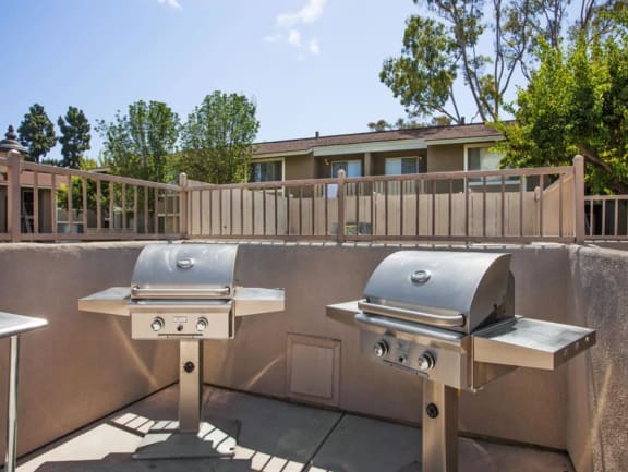 BBQ Area at Patterson Place, Santa Barbara