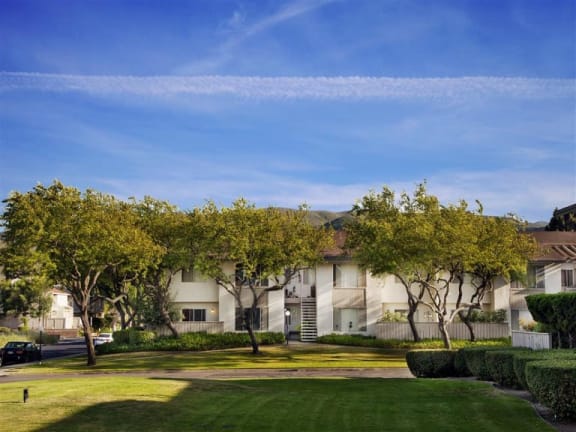 Green Space at Oceanwood Apartments, Lompoc, CA