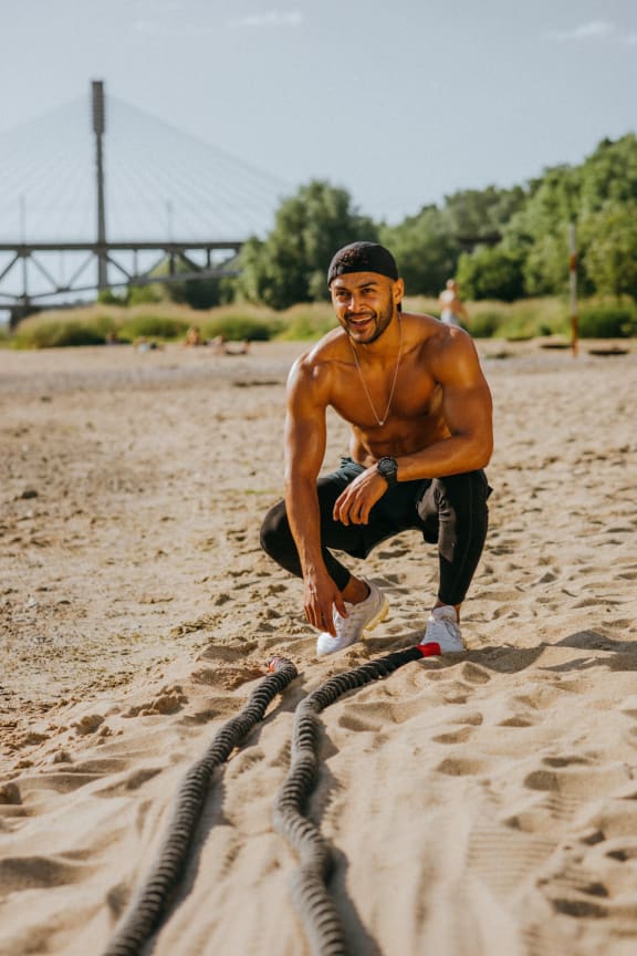 man-cross-fit-beach at Ralston Courtyards, Ventura, California