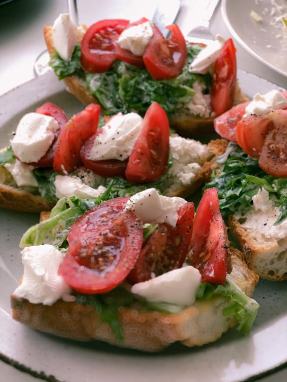Food at Ralston Courtyards, California, 93003