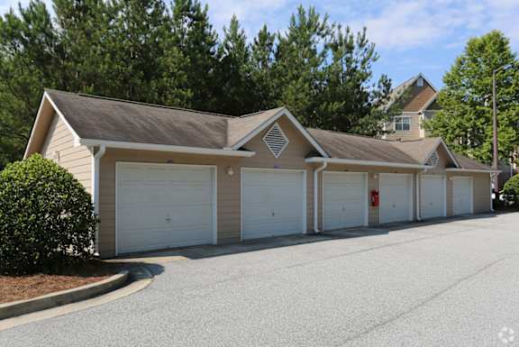 Garages Available at Brodick Hill, Lithia Springs, Georgia