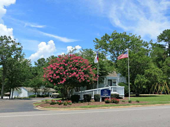 Willow Run Apartments in Fayetteville, NC
