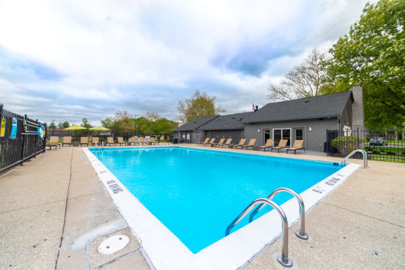 Crystal Clear Swimming Pool at Woodbridge Apartments, Kentucky