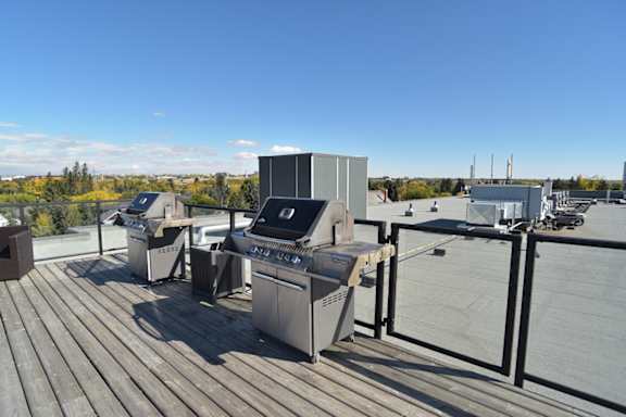 Inglewood 1410 Residential rental apartments rooftop patio BBQ stations