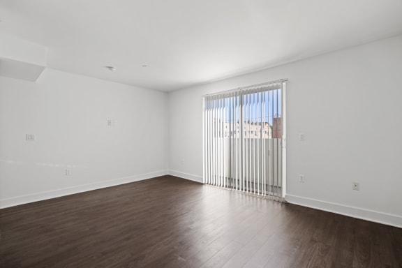 4x4 Bedroom 2 Balcony