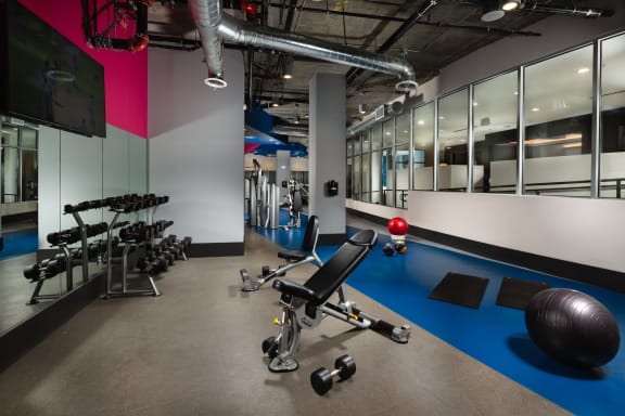 24-Hour Multi-Level Cardio And Weightlifting Center at Topaz Apartments, Los Angeles, CA