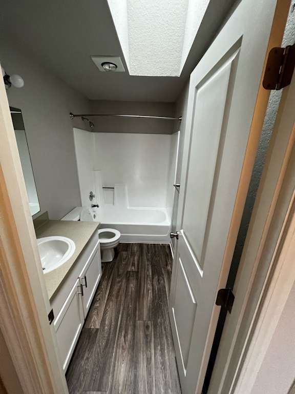 Full Bath at top of stairs in Madrona unit