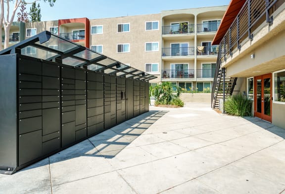 Package Lockers at The Reserve at Warner Center, Woodland Hills, CA, 91367