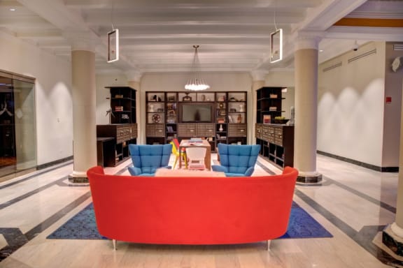 Lounge And Seating Areas at Somerset Place Apartments, Chicago, IL