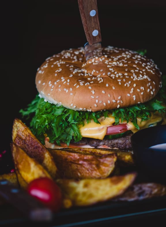 Burger at Willow Springs, Goleta, CA