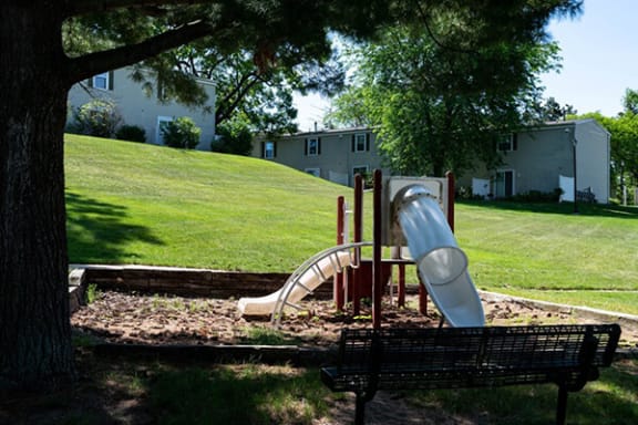 playground at Rolling Pines Apartments