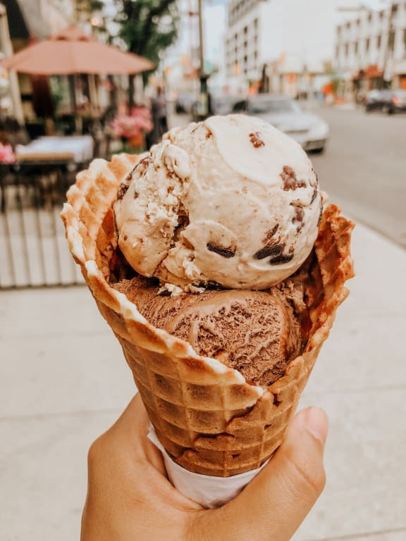 Ice cream at Encina Meadows Apartments, Goleta