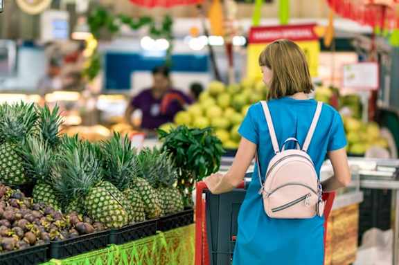 Sustainable Shopping at Encina Meadows Apartments, California