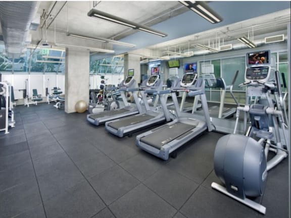 Fully Equipped Fitness Center at Renaissance Tower, Los Angeles, California
