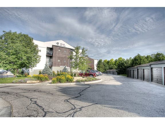 Garages at Briar Hills in Omaha, NE