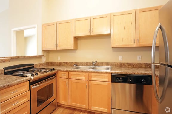 Well Equipped Kitchen at Briar Hills, Omaha