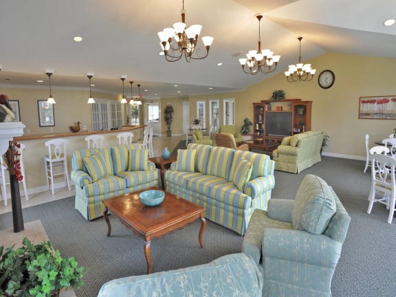 Community Clubroom at Towne Lakes Apartments, Wisconsin