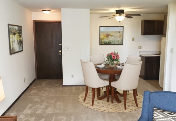 Alpine Court Dining Room