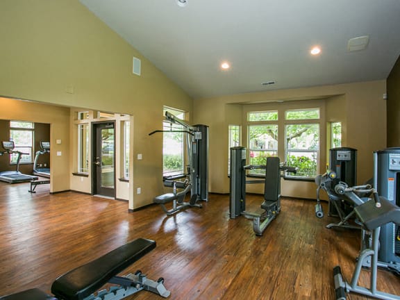 Fitness Center with Free Weights at Apartments near Washington Oregon Border