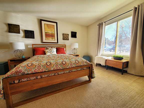 Bedroom at Cranbrook Hills Apartments, Cockeysville, MD