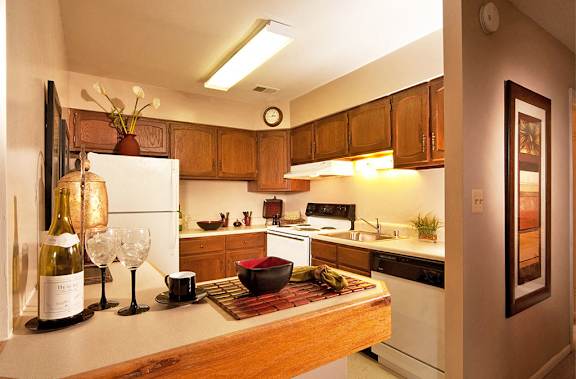 Kitchen with breakfast bar at Cranbrook Hills Apartments, Cockeysville, Maryland