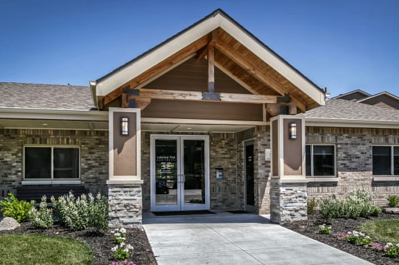 Renovated Apartment Homes Available at Lakeview Park, Lincoln, Nebraska