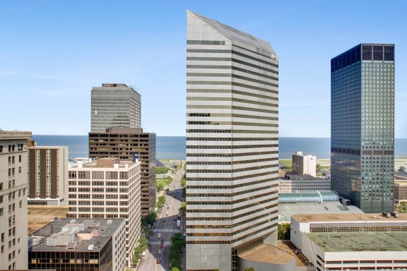 Suites with Unobstructed Views of Downtown at Residences At 1717, Cleveland
