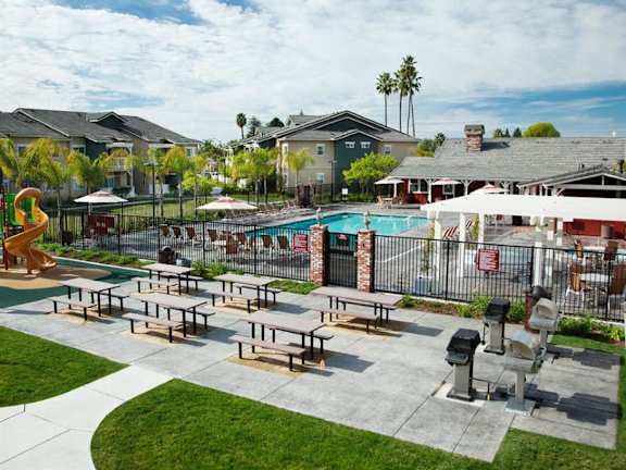Poolside Grilling Stations at Sumida Gardens Apartments, California, 93111
