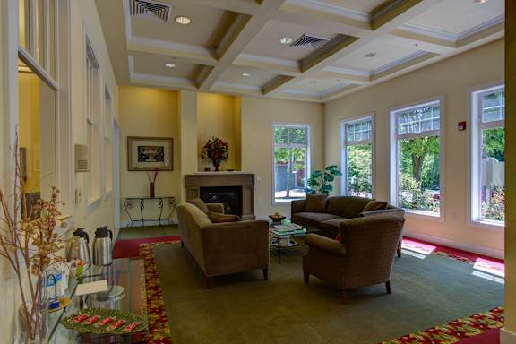 Living at Commons at Sylvan Highlands Apartments, Portland, OR