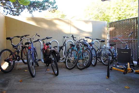 Bike stand at Commons at Hawthorn Village Apartments, Hillsboro
