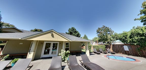 Amenities at Commons at Hawthorn Village Apartments, Oregon