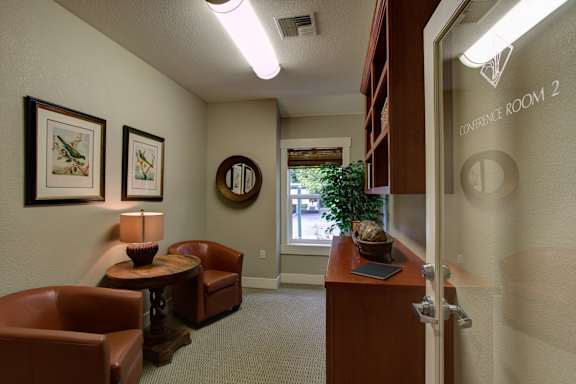 Conference Room at Commons at Dawson Creek Apartments, Oregon