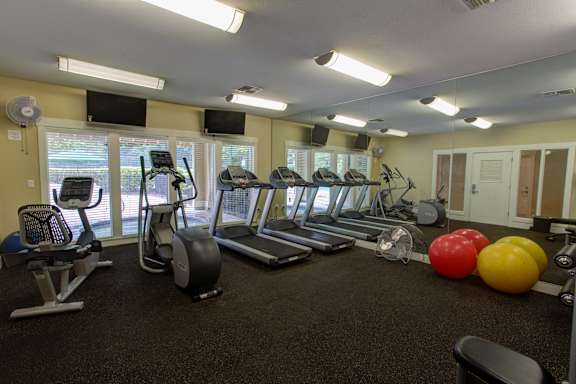 Gym at Commons at Creekside Apartments, Hillsboro, Oregon