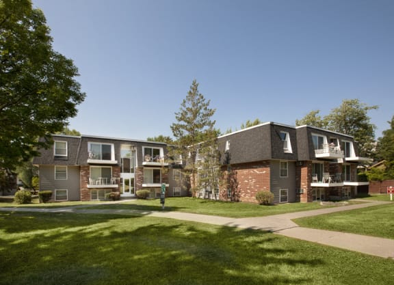 Safe Outdoor Walking Paths at Cedar Park Apartments, New York, 12180