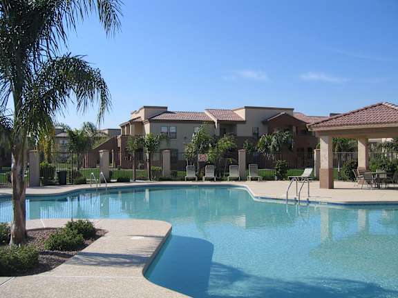 Pool and Clubhouse at San Martin Apartments, Glendale, AZ,