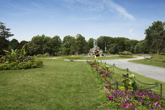 Safe Outdoor Walking Paths at Willett Apartments, Albany
