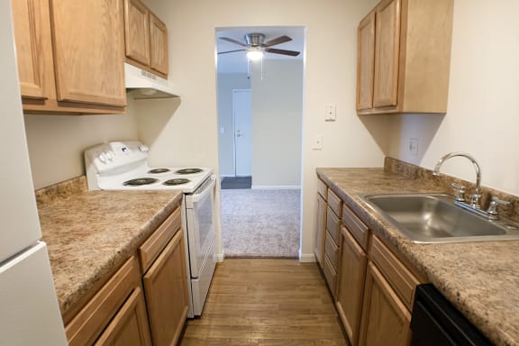 Elegant Backsplashes In Kitchen at Crown Crossing Apartments, Amelia, OH, 45102