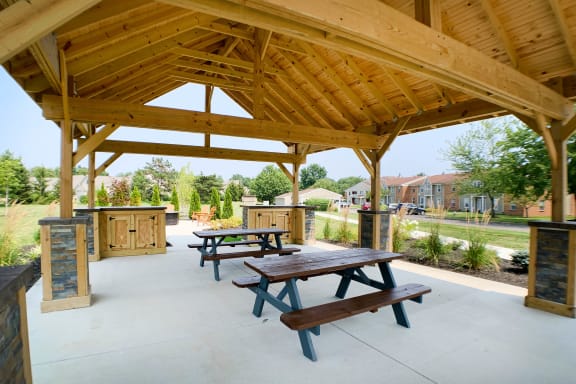 Gazebo at Steeplechase Apartments, Loveland