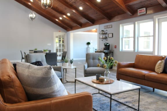 Lounge at Steeplechase Apartments, Loveland, 45140
