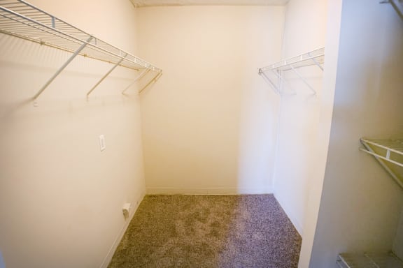 Closet at Timber Ridge Apartments, Ohio, 45241