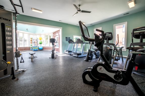 Gym workout at Barrington Estates Apartments, Indianapolis, IN, 46260
